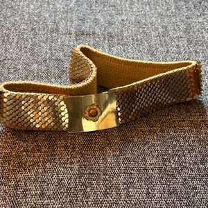 Vintage Womens Gold Tone Stretch Belt